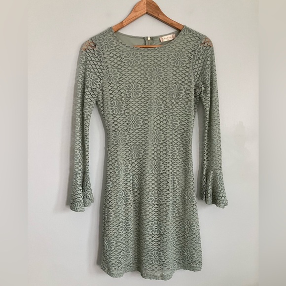 Altar'd State Dresses & Skirts - ALTAR’D STATE Sage Green Lace A-Line Bell Sleeve Dress Size XS